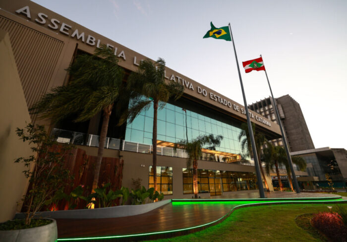 Fachada do prédio da Assembleia Legislativa de Santa Catarina
