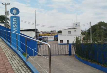 Visan explica aumento de pontos abertos para reparos e demora na repavimentação das ruas