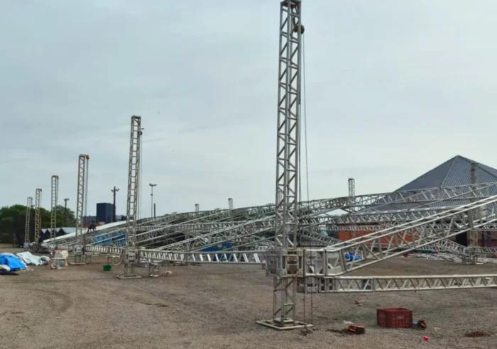 ExpoVideira 2026 já ganha forma com montagem da estrutura na SERBRF