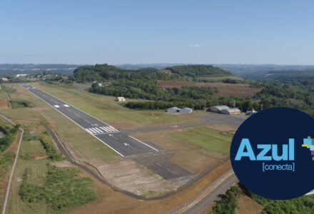 Aeronave Cessna Grand Caravan EX da Azul Conecta em solo