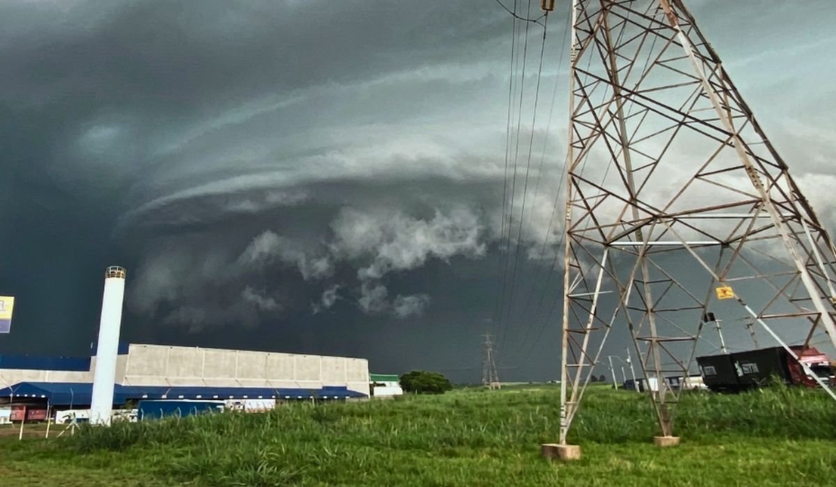 Ciclone extratropical traz risco de tempo severo ao Sul do Brasil - Divulgação/ND Mais