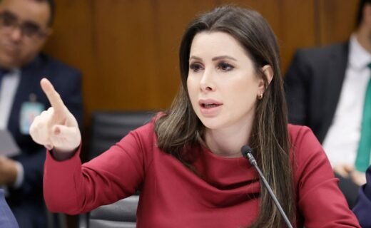 Deputada catarinense Carol de Toni é escolhida entre as 10 melhores parlamentares do Brasil