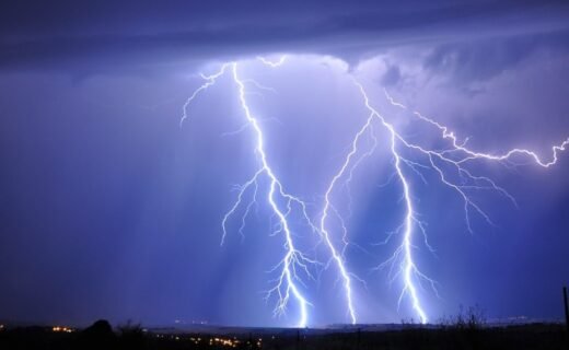 Defesa Civil alerta para temporais e chuva intensa em Santa Catarina