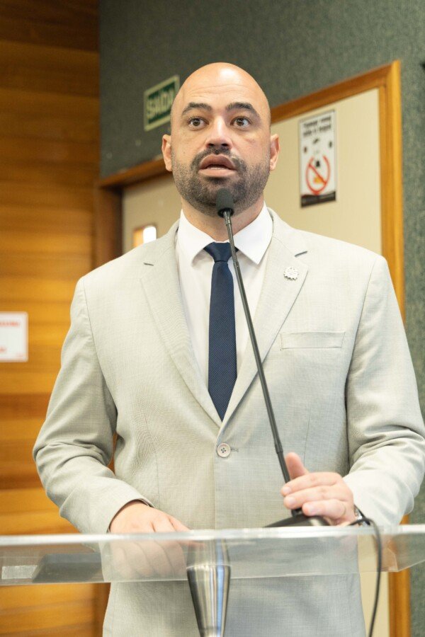 Diogo Demarchi, secretário da SES