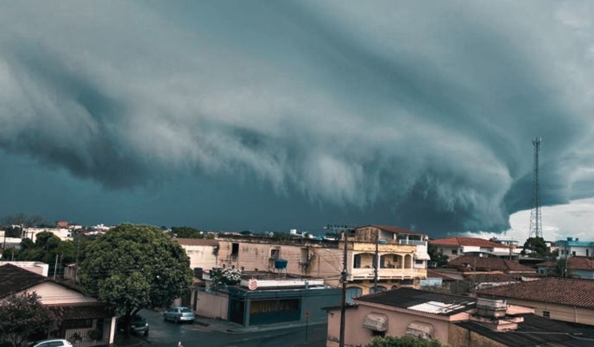 Ciclone extratropical favorece a formação de áreas de instabilidade e tempestades na Região Sul. - Divulgação/ND Mais