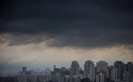 Alertas de tempestade severa deixam autoridades em estado de atenção em Santa Catarina