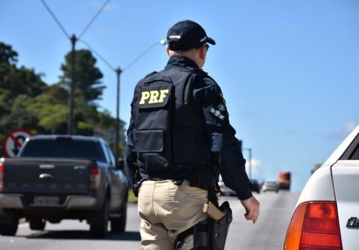 PRF reforça fiscalização nas rodovias de SC durante o feriado de Nossa Senhora Aparecida