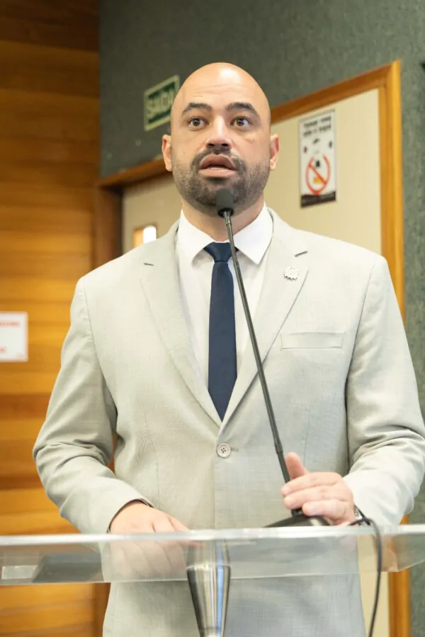 Diogo Demarchi, secretário da SES