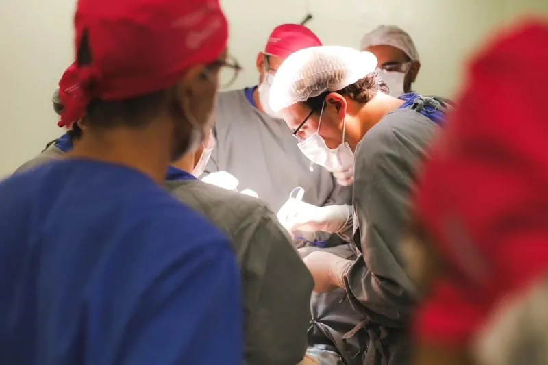A iniciativa estadual contempla 17 serviços de Alta Complexidade em Oncologia de Santa Catarina, que já estão atendendo as pacientes.