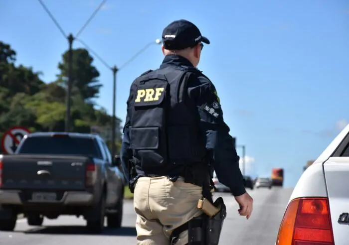 PRF reforça fiscalização nas rodovias de SC durante o feriado de Nossa Senhora Aparecida